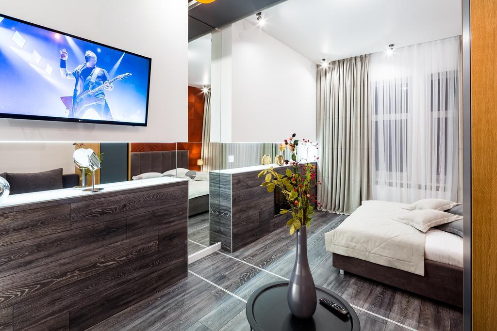 Arkadija - Filatova Appartement Lviv Buitenkant foto